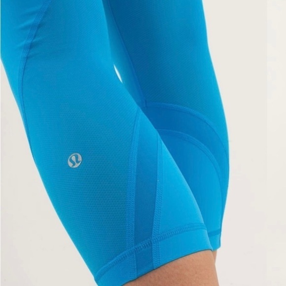 Lululemon Run: Inspire Crop 4
Beach Blanket Blue Wee Are From Space Aquamarine - Picture 3 of 11